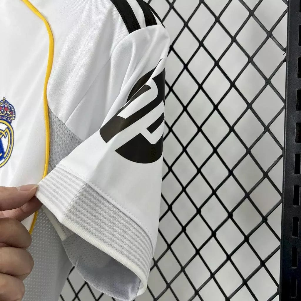 Real Madrid 2025/26 – Local – Aficionado – Hombre